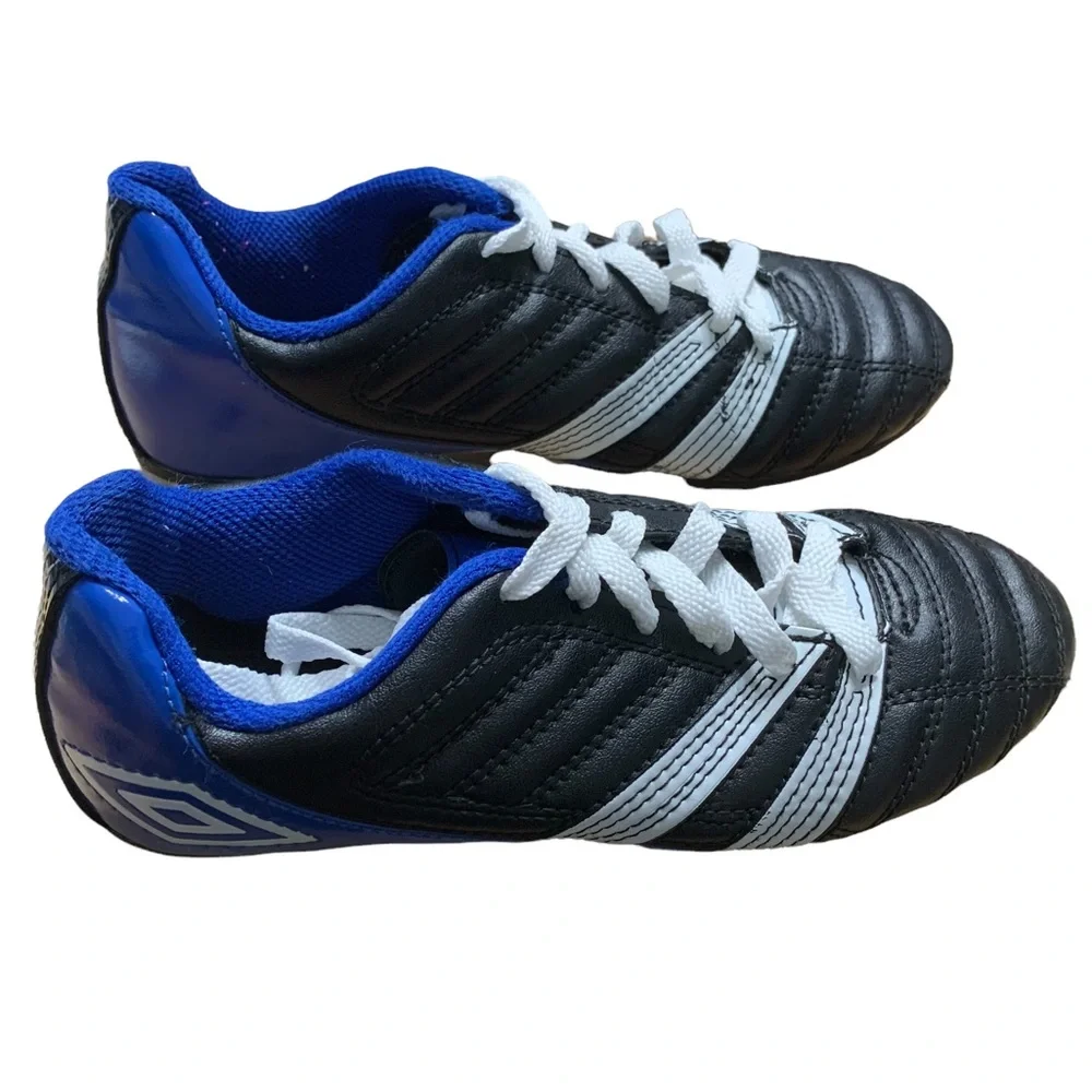 Umbro Boys Corsica Engage Cleats Blue Size 3.5 - Picture 1 of 7